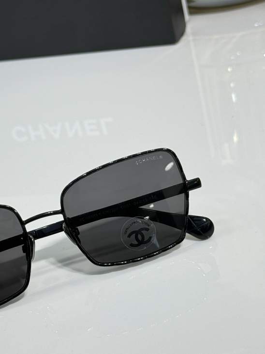 Picture of Chanel Sunglasses _SKUfw77817281fw